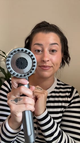 THE FILTERED SHOWERHEAD™